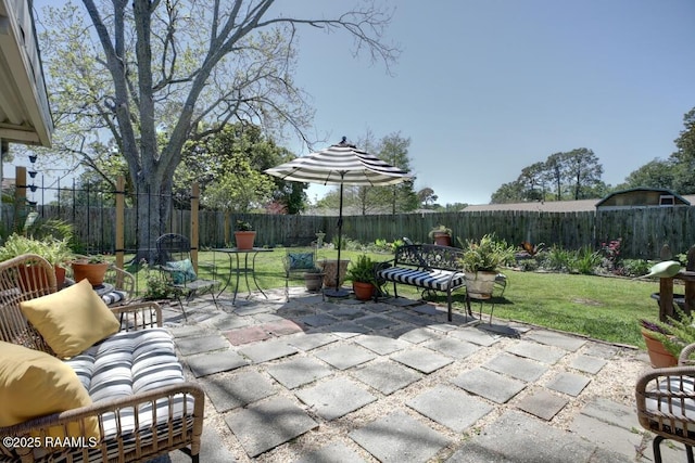 304 Broadmoor Blvd, Lafayette, LA 70503 - view of patio / terrace featuring a fenced backyard