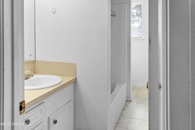 2318 Helen St, Abbeville, LA 70510 - full bath featuring vanity and tile patterned flooring