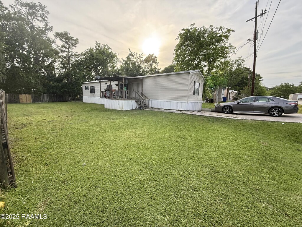 406 Darlene St, Patterson, LA 70392 - photo 1