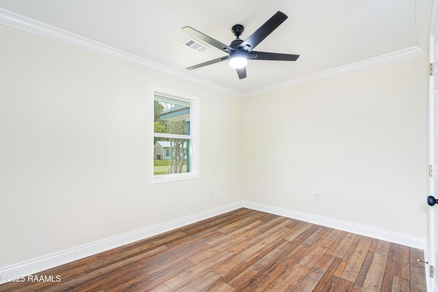906 Priscilla Ln, Lafayette, LA 70501 - empty room featuring hardwood / wood-style floors, visible vents, crown molding, baseboards, and ceiling fan