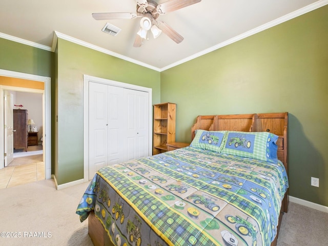 124 Vestige Cir, Lafayette, LA 70508 - bedroom featuring visible vents, baseboards, ornamental molding, and carpet floors