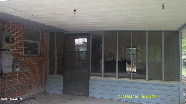 view of exterior entry