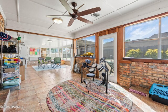 492 Kent St, Breaux Bridge, LA 70517 - sunroom featuring ceiling fan