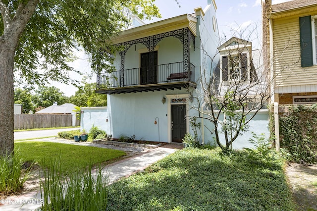 211 Ursuline St, Lafayette, LA 70506 - view of front of property with a balcony