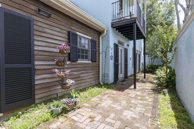 211 Ursuline St, Lafayette, LA 70506 - view of patio / terrace