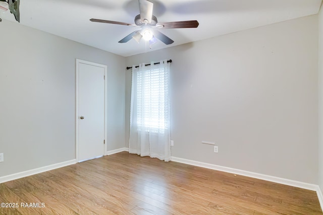 307 Creswell Ave, Scott, LA 70583 - unfurnished room featuring baseboards, ceiling fan, and light wood-type flooring