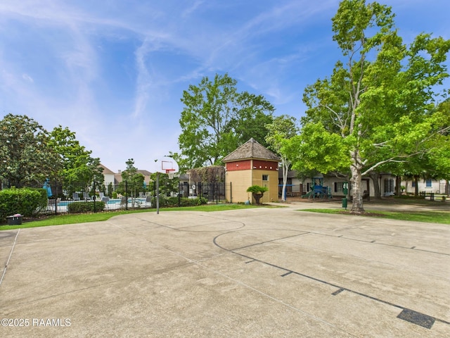 1127 Camellia Blvd Unit H1, Lafayette, LA 70508 - view of sport court featuring community basketball court and fence