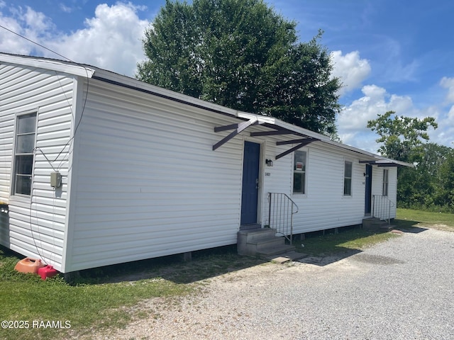 1405 Pelican St, New Iberia, LA 70560 - manufactured / mobile home featuring entry steps