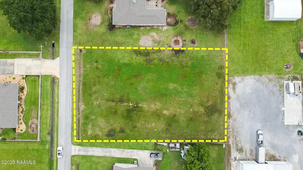 111 Carmelite Cir, Youngsville, LA 70592 - photo 2