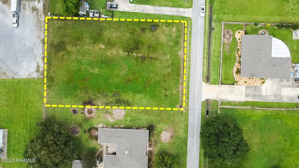 111 Carmelite Cir, Youngsville, LA 70592 - photo 4