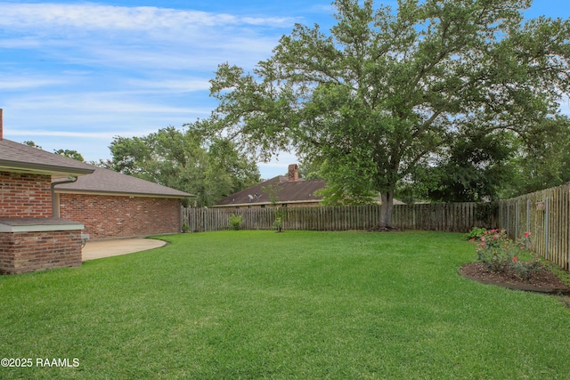 505 River Woods Dr, Lafayette, LA 70508 - view of yard with a patio area