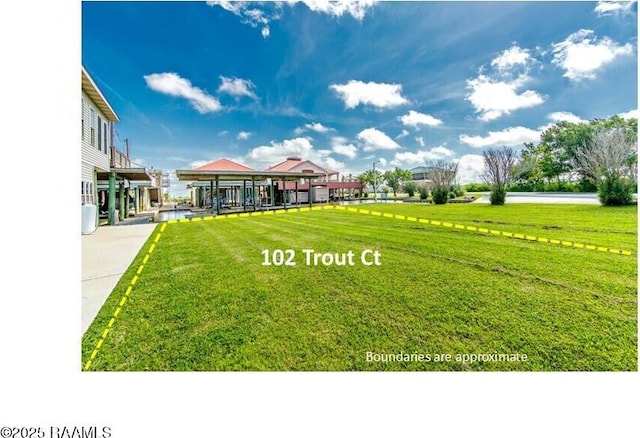 102-104 Trout Ct, Dulac, LA 70353 - view of grassy yard