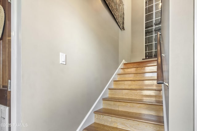 10154 Willow Crest Rd, Abbeville, LA 70510 - view of staircase