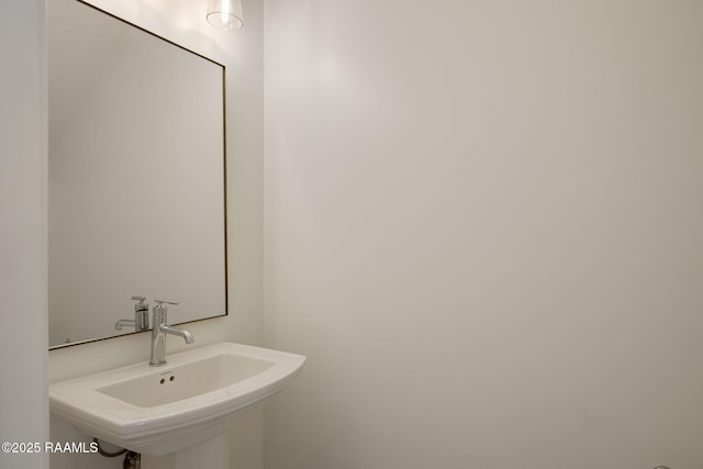 1510 Kaliste Saloom Unit 101, Lafayette, LA 70508 - bathroom featuring a sink
