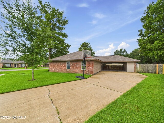 304 Bull Run Cir, Broussard, LA 70518 - view of front of property featuring concrete driveway and brick siding