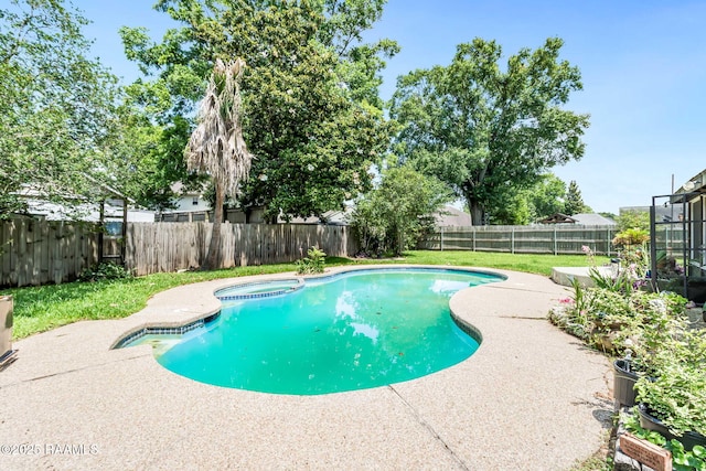 146 Steiner Rd, Lafayette, LA 70508 - view of pool with a fenced backyard, a patio, and a pool with connected hot tub
