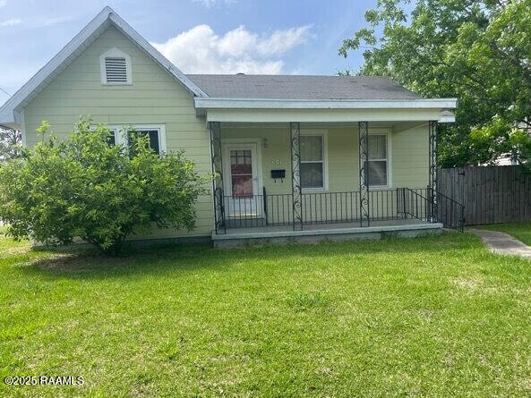 201 Allen St, New Iberia, LA 70563 - view of front of property featuring a porch