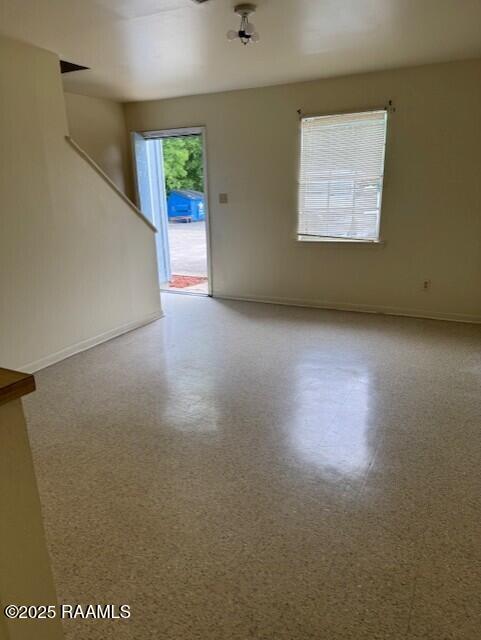 1500 Norman Bauer Dr, Franklin, LA 70538 - unfurnished room featuring baseboards