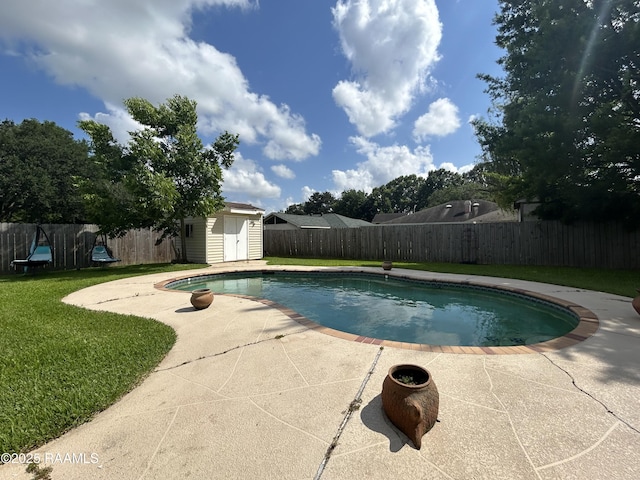 106 Dove Cir, Lafayette, LA 70508 - view of swimming pool featuring a patio area