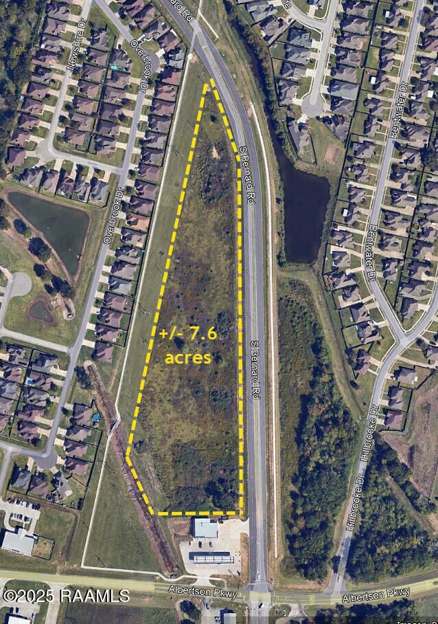 521 S Bernard Rd, Broussard, LA 70518