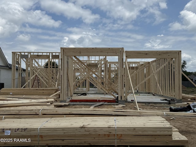 139 Lakes Edge Dr, Broussard, LA 70518 - deck featuring stairs