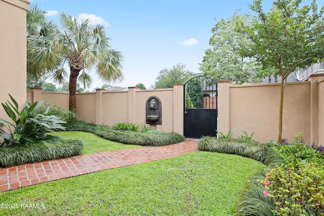 104 Avallach Dr, Lafayette, LA 70503 - view of yard featuring a gate