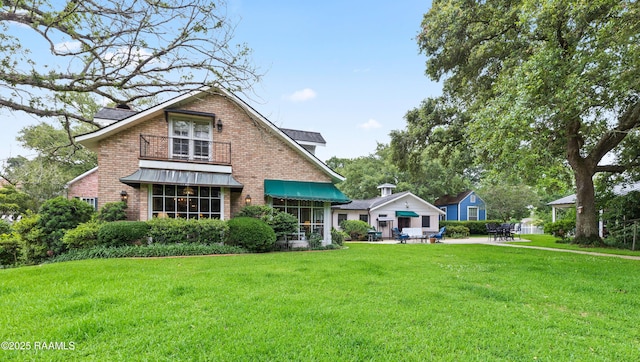 1414 E Bayou Pkwy, Lafayette, LA 70508 - view of front of property featuring a front lawn