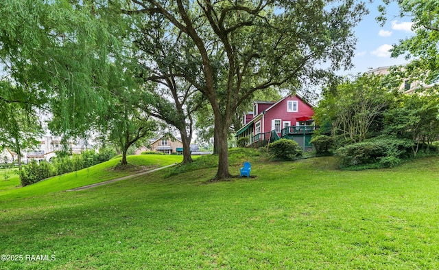 1414 E Bayou Pkwy, Lafayette, LA 70508 - view of green lawn with a deck