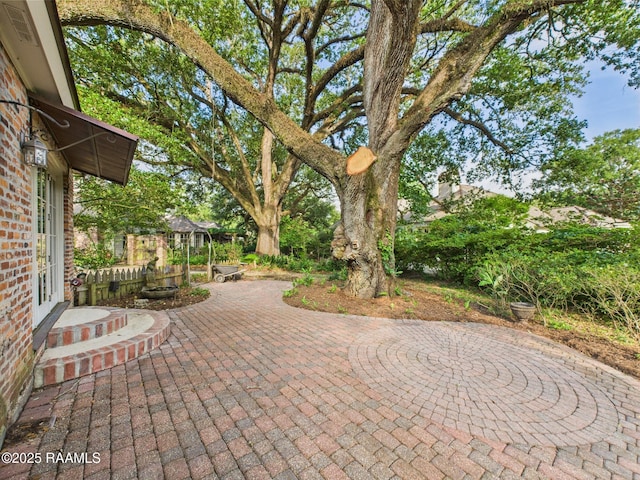 105 Oak Aly, Lafayette, LA 70508 - view of patio