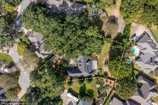 105 Oak Aly, Lafayette, LA 70508 - aerial view of residential area with property boundaries highlighted