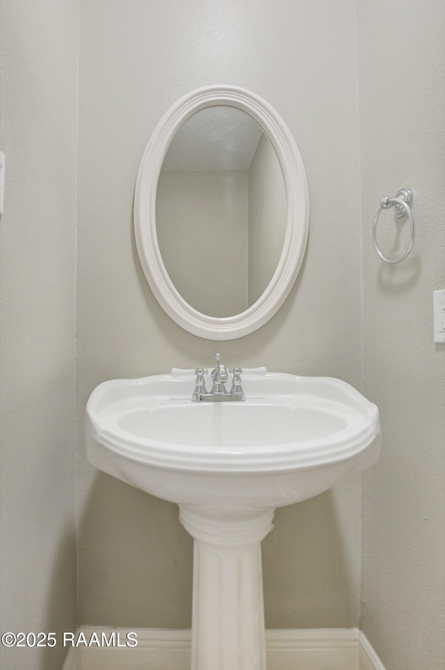 210 Long Plantation Blvd Unit U, Lafayette, LA 70508 - bathroom featuring a sink