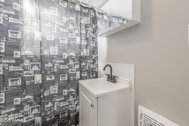 1323 Tarleton, Jeanerette, LA 70544 - bathroom featuring vanity
