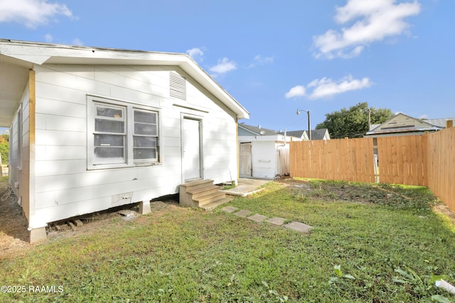 1323 Tarleton, Jeanerette, LA 70544 - rear view of property featuring entry steps