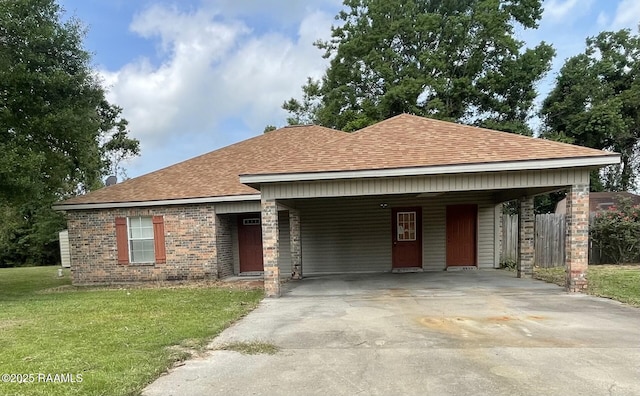 290 Summer Ridge Loop, Sunset, LA 70584 - view of front of house featuring roof with shingles, a carport, and driveway