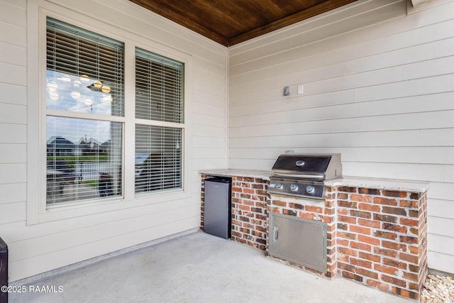 111 San Sebastian Dr, Youngsville, LA 70592 - view of patio / terrace