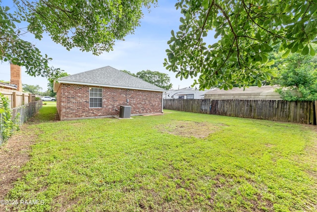 315 Kelso Dr, Carencro, LA 70520 - view of yard featuring central AC unit