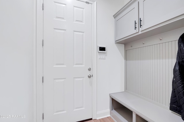 337 Bozeman Trl, Scott, LA 70583 - mudroom featuring light wood finished floors