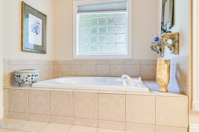 2424 Vista Dr, Opelousas, LA 70570 - bathroom with a bath