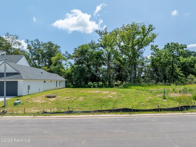 613 Whispering Meadows Rd, Broussard, LA 70518 - photo 3