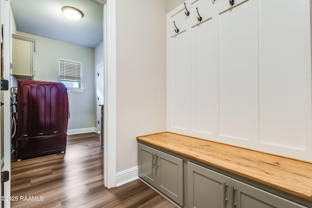 604 Bay Meadow Ln, Lafayette, LA 70507 - mudroom with baseboards and dark wood-style flooring