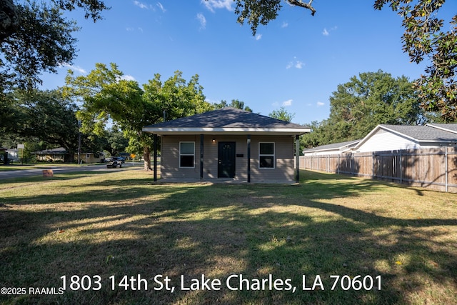1301 Meadow Dr, Lake Charles, LA 70607 - view of front facade