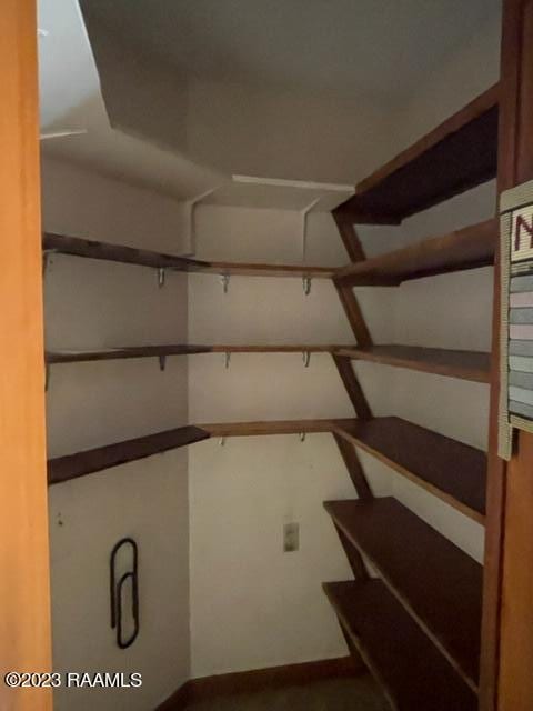 1944 Mills St, Scott, LA 70583 - view of pantry