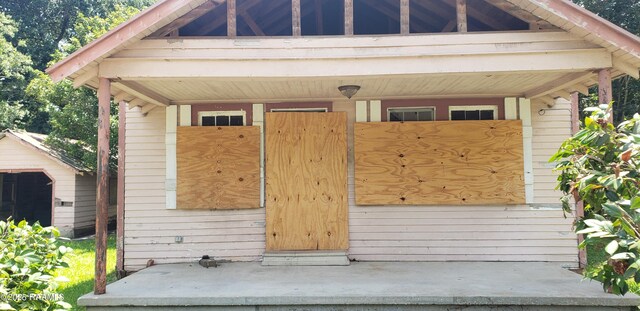 411 S Lyman St, Abbeville, LA 70510 - photo 5