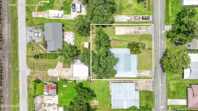 531 Silver St, New Iberia, LA 70560 - aerial overview of property's location with property parcel outlined