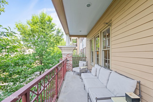 302 Richland Ave Unit 207C, Lafayette, LA 70508 - balcony featuring outdoor lounge area
