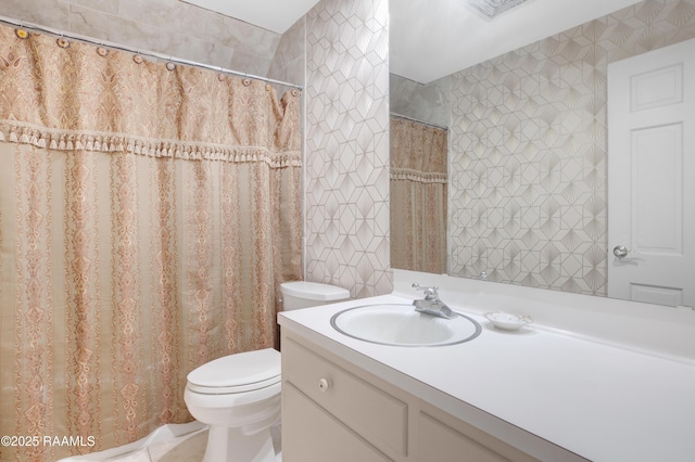 113 Templeton Dr, Lafayette, LA 70508 - full bathroom featuring toilet, vanity, and a shower with shower curtain