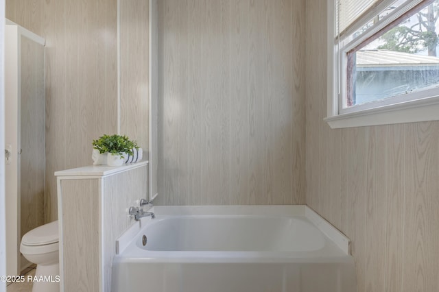 108 Trotter St, New Iberia, LA 70563 - full bathroom featuring a bath and toilet
