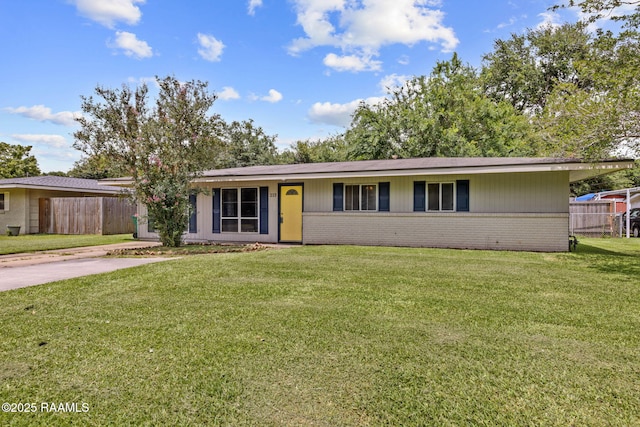 213 Marilyn Dr, Lafayette, LA 70503 - ranch-style home featuring brick siding
