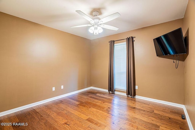 202 Doe Ln, Broussard, LA 70518 - unfurnished room with a ceiling fan and light wood finished floors