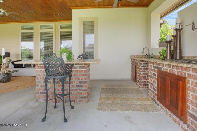 121 Snapping Ln, Broussard, LA 70518 - view of patio / terrace with ceiling fan